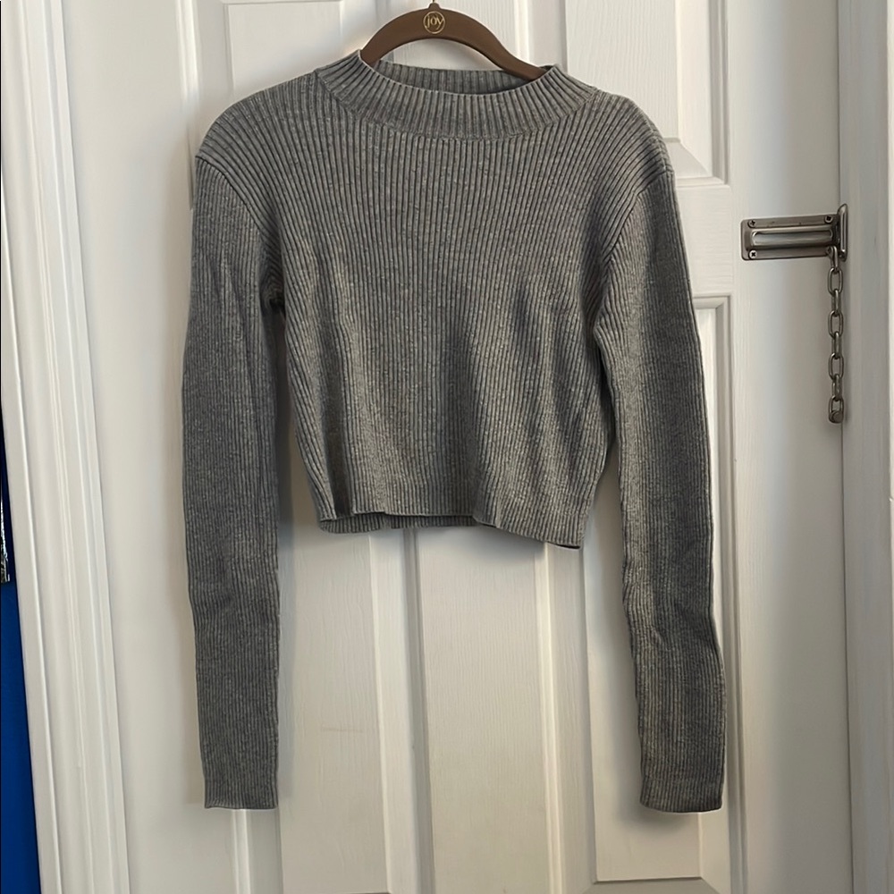 Brandy Melville Gray Ribbed Knit Top
